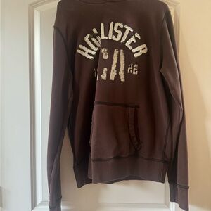 Hollister Men's Dark Brown Crewneck Sweater